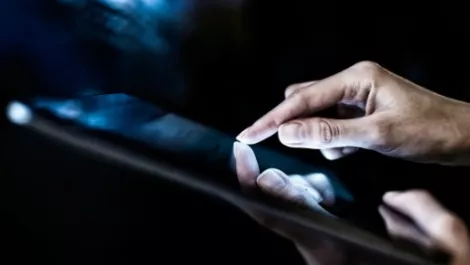 M-commerce and wearables drive the growth of mobility
