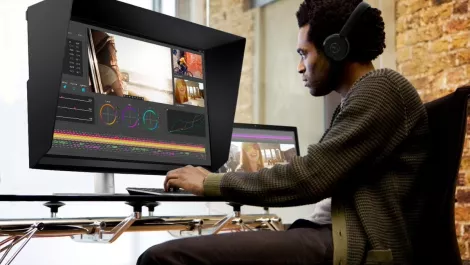 Dell's new pro monitors and meeting system